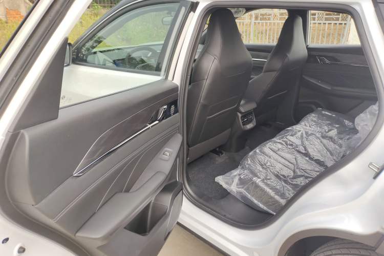 Used Dongfeng Aeolus L7 New Energy 2025 518 Comfort Edition