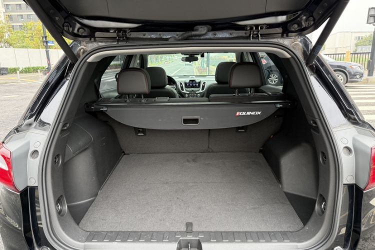 Used Chevrolet Equinox 2019 Redline 550T Automatic All-Wheel-Drive RS Model China VI Standard
