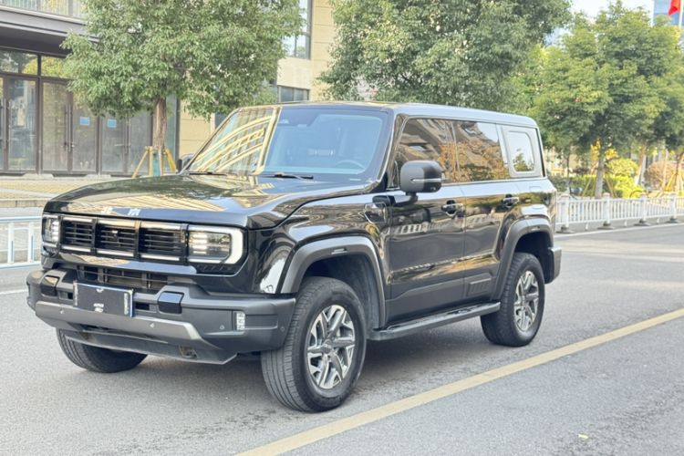 Used BAIC Off-Road BJ40 2024 2.0T All-New Urban Hunter Edition Chivalrous Style