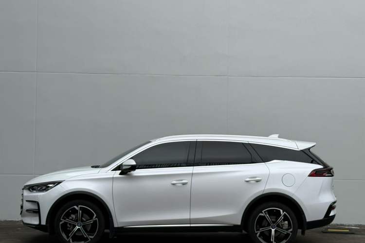 Used BYD Tang New Energy 2021 DM-i 112KM Prestige Model Exterior 3