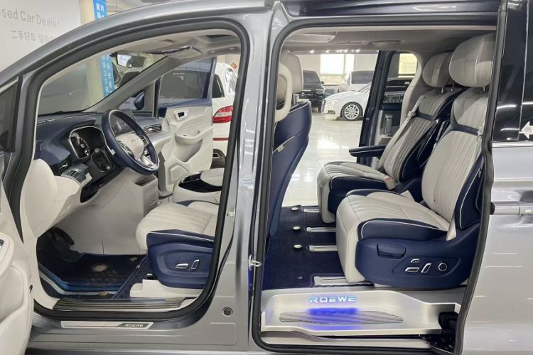 Used Roewe iMAX8 2022 400TGI Celebration Edition