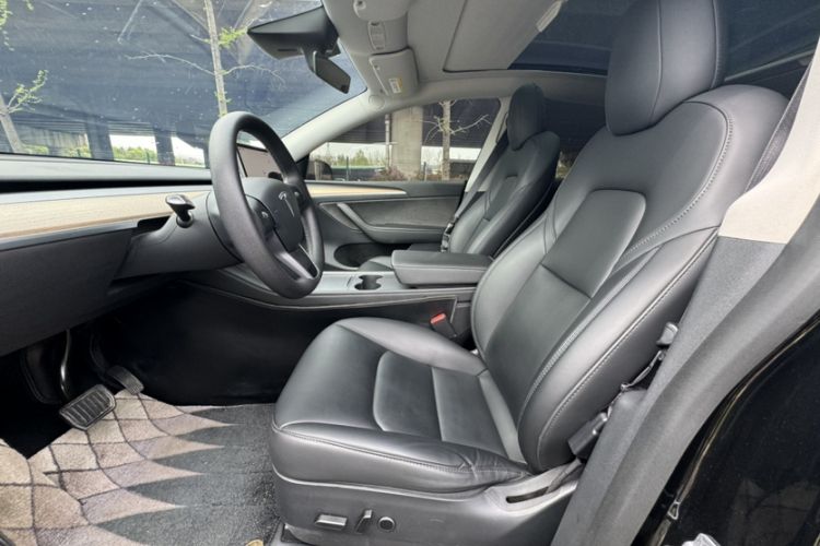 Used Tesla Model Y 2022 Rear-Wheel-Drive Version