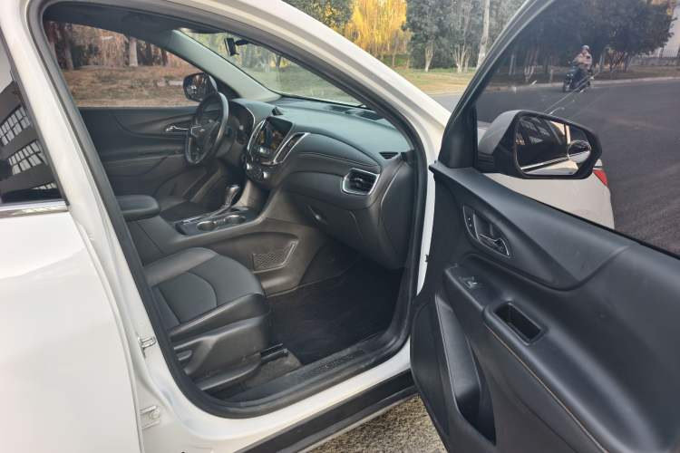 Used Chevrolet Equinox 2018 535T Automatic YuJie Edition
