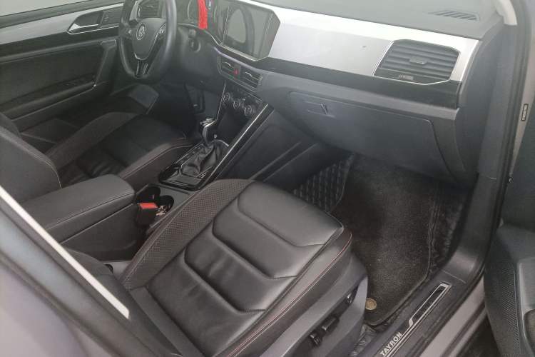 Used Volkswagen Tayron 2019 330TSI Two-Wheel Drive Luxury Model China VI Standard
