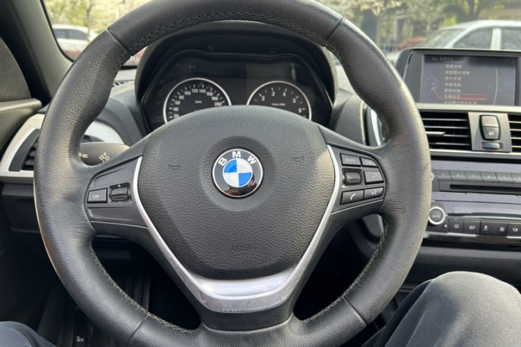 Used BMW 2 Series 2015 218i Convertible Coupe Steering Wheel