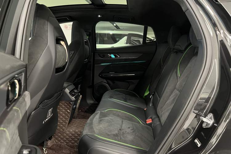 Used Lynk & Co 05 2022 05+ 2.0TD Automatic Exploration Edition