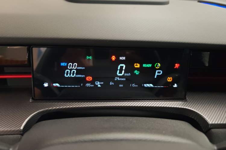 Used JETOUR Dashing i-DM 2023 1.5T DHT Lightning 02