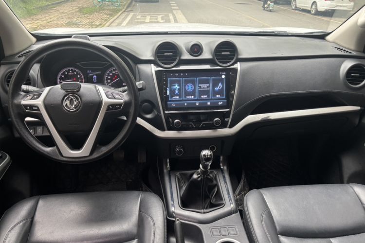 Used Dongfeng Palazzo 2021 1.8T Manual 4x4 Elite Edition Interior 5