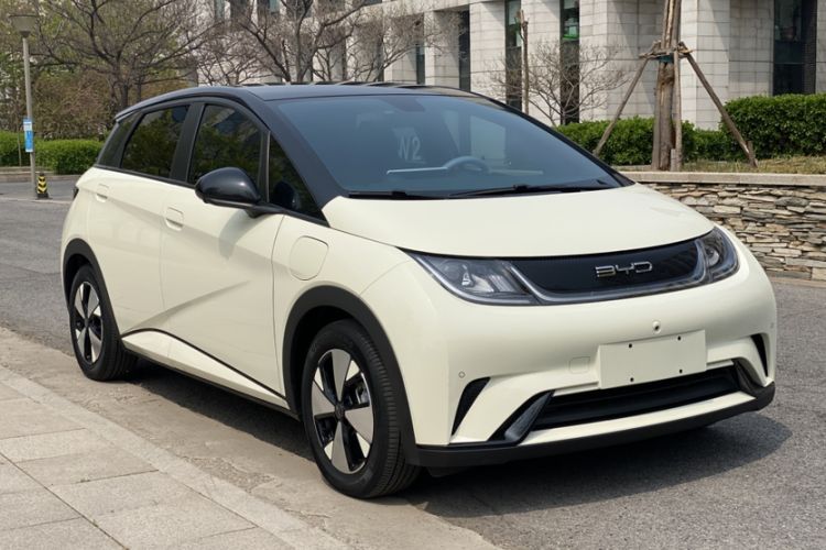 Used BYD Dolphin 2023 420 km Fashion Edition Exterior 2