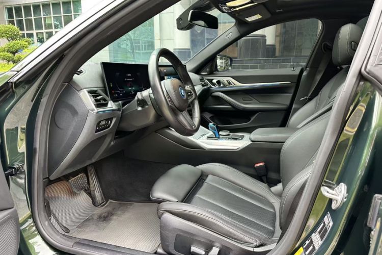 Used BMW i4 2022 eDrive40