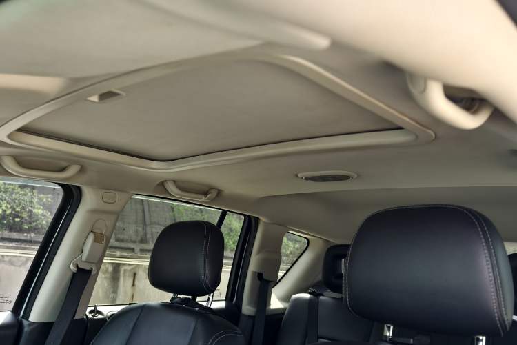 Used Jeep Compass 2014 2.4L four-wheel drive luxury version