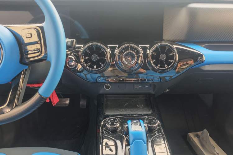 Used Cyberspace Tank 300 2023 2.0T Cyber Knight