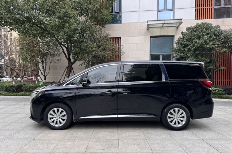 Used GAC Trumpchi M8 2018 320T Luxury Edition
