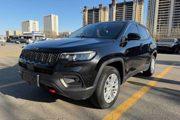 Used Jeep Compass 2021 220T Automatic Leading Edition Exterior 4