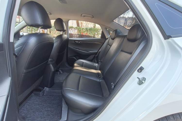 Used Hyundai Celesta 2020 1.6L Automatic GL Enjoyable Edition