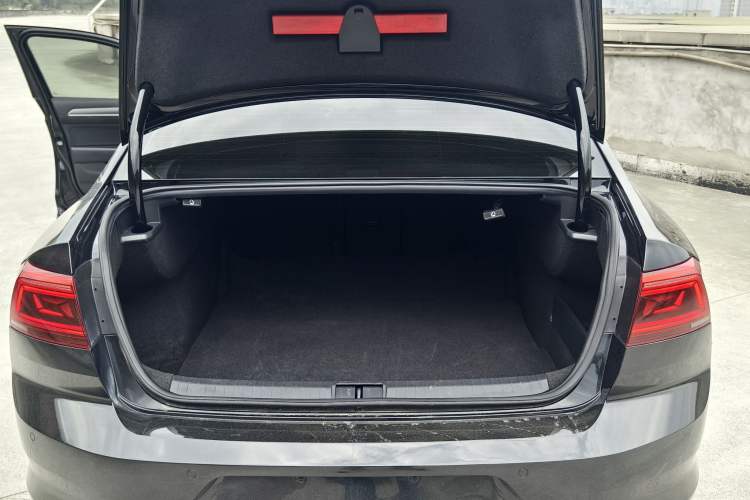 Used Volkswagen Magotan 2020 330TSI DSG Leading Model