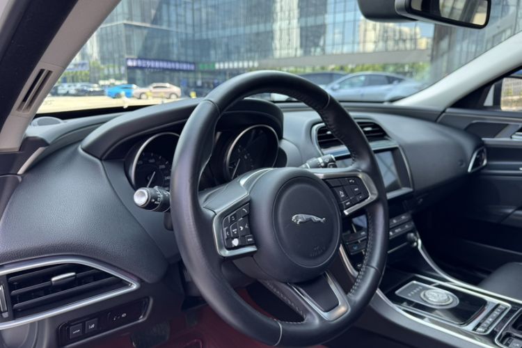 Used Jaguar XEL 2019 2.0T 200 PS Luxury Edition
