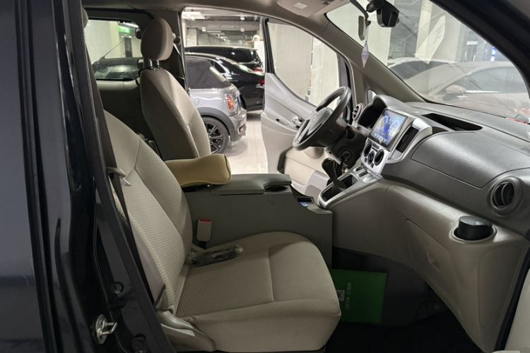 Used Nissan NV200 2014 1.6L Manual Luxury Model China V Standard