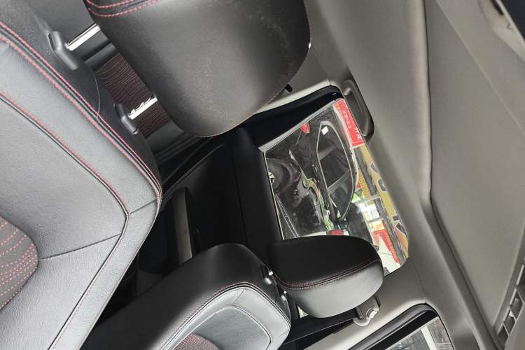 Used Great Wall M4 2014 1.5L Manual Elite Model Roof