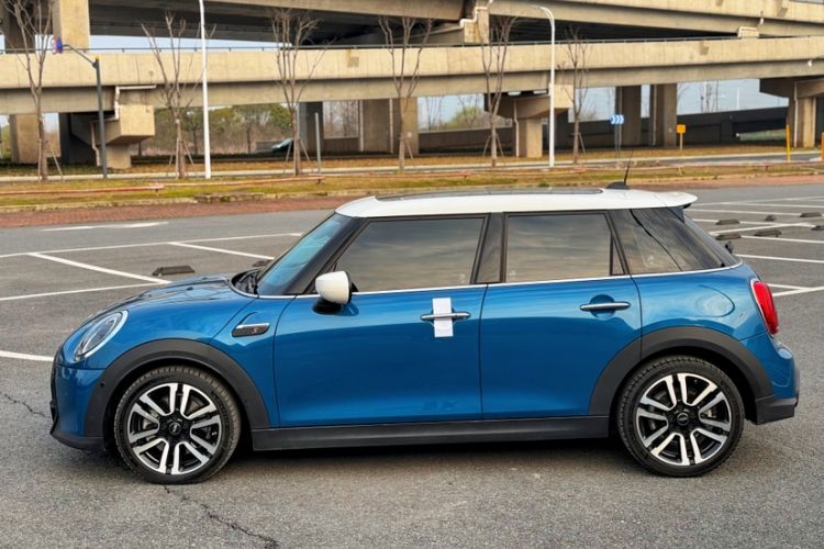 Used MINI 2022 2.0T COOPER S Classic Edition Five-Door Version Exterior 6