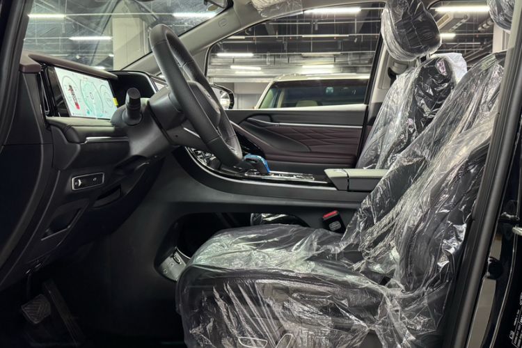 Used GAC Trumpchi M8 2024 Master Series 400T Prestige Edition