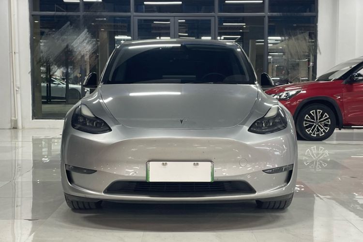 Used Tesla Model Y 2021 Long-Range All-Wheel-Drive Version