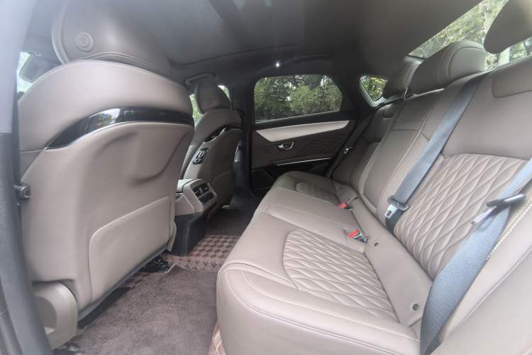 Used BYD Han 2024 EV Glory Edition 506KM Front-Wheel-Drive Premium Model