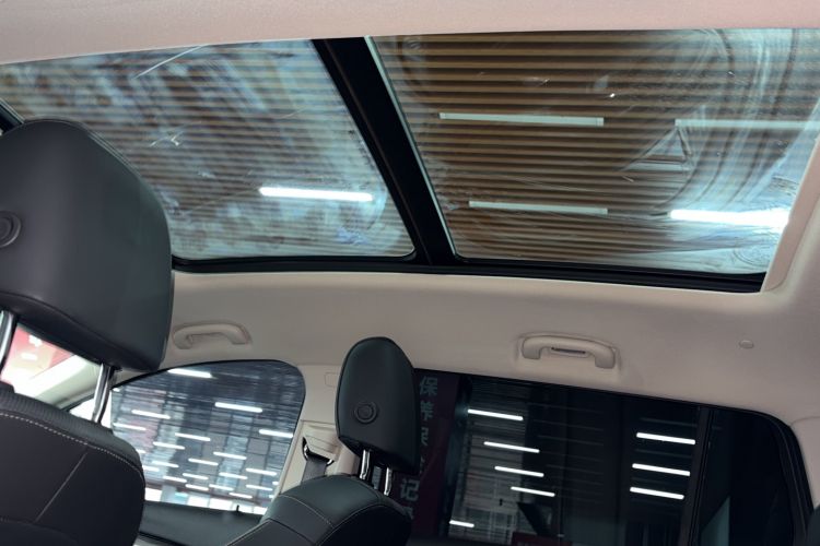 Used Buick Envision 2023 Encore Plus 652T Five-Seat All-Wheel-Drive Luxury Model