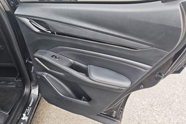 Used CHANGAN OSHAN X5 PLUS 2023 1.5T DCT Excellence Edition Interior 6