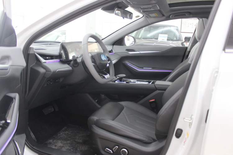 Used Changan Ruicheng PLUS 2023 1.5T DCT Navigation Edition
