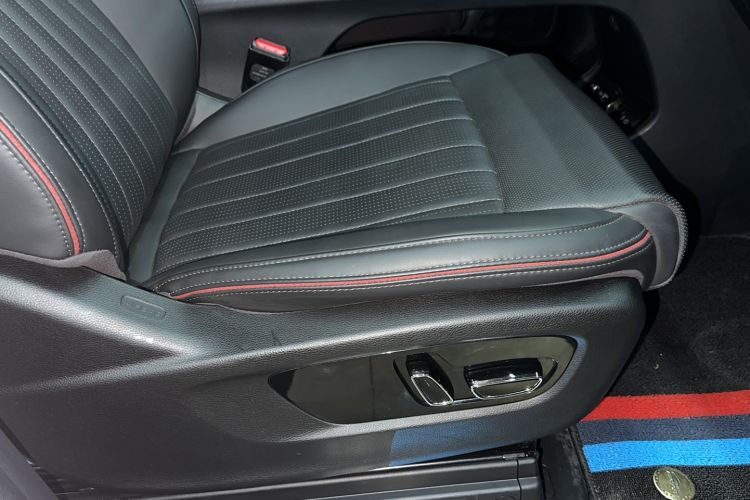 Used GAC Trumpchi M8 2023 Zongshi Series 400T Ultimate Edition Interior 7