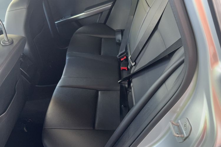 Used Mercedes-Benz GLK-Class 2013 GLK 300 4MATIC Dynamic Sunroof Model Interior 1