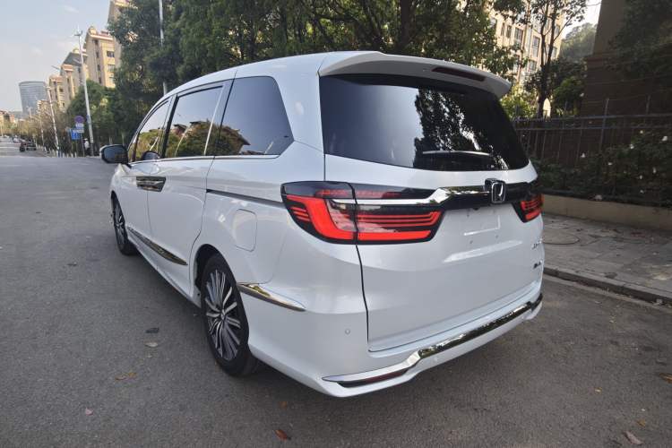 Used Honda Elysion 2024 2.0L eHEV Luxury Edition