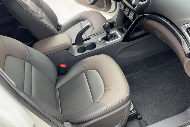 Used GAC Trumpchi GS4 2017 200T Manual Two-Wheel Drive Elite Edition