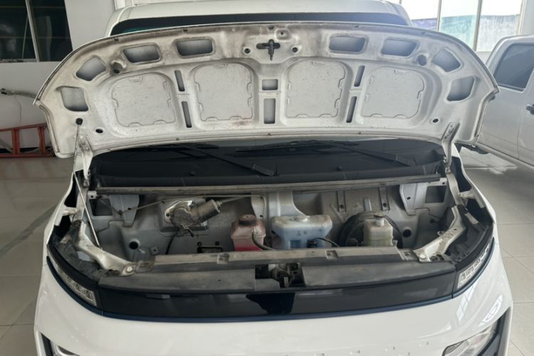 Used Farizon Xingxiang F1E 2023 Evesight Cargo Van with 41.86 kWh
