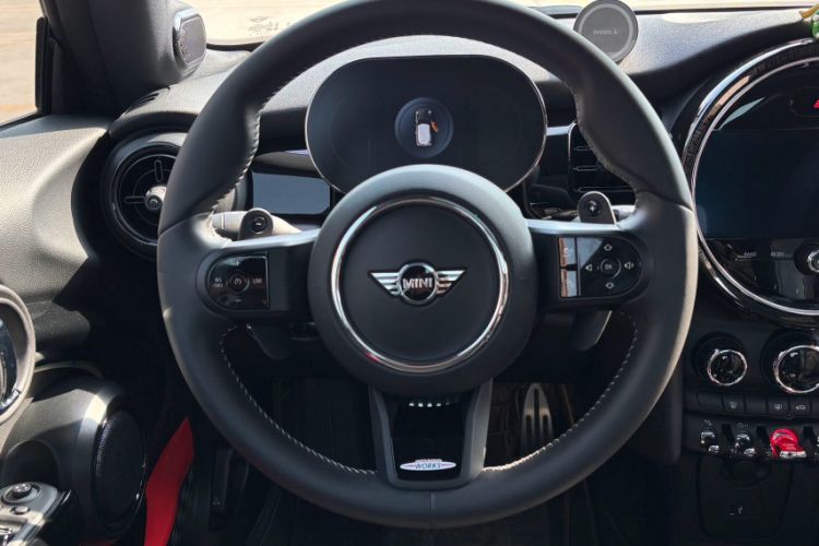 Used MINI 2023 Updated 2.0T COOPER S Racing Driver Interior 3