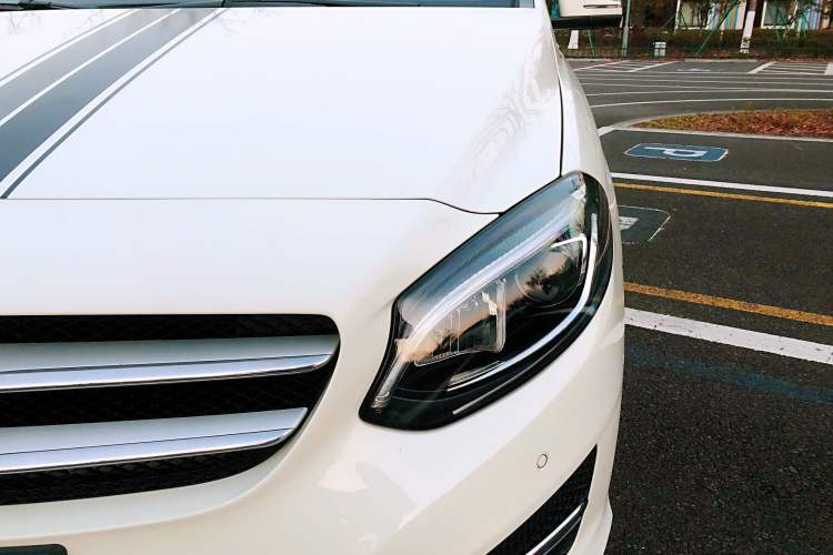 Used Mercedes-Benz B-Class 2015 B 200 Fashion Model