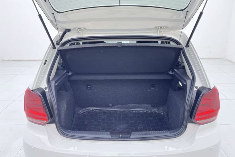 Used Volkswagen Polo 2018 1.5L Automatic Advanced Driving Model
