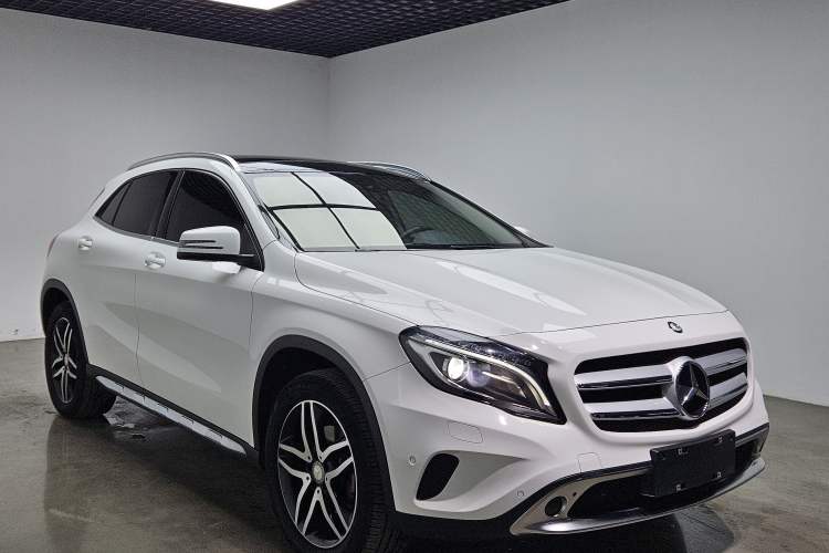 Used Mercedes-Benz GLA 2016 GLA 200 Fashion Model Exterior 2
