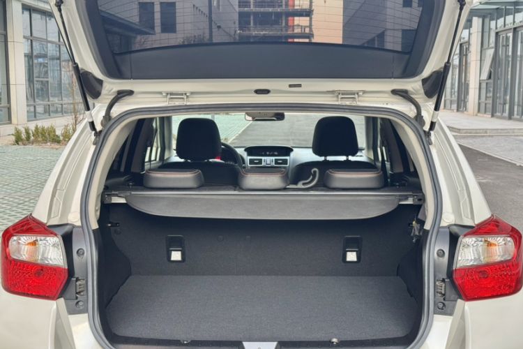 Used Subaru XV 2015 2.0i Special Edition Sport Model
