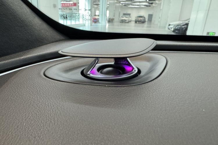 Used XPeng G9 2025 625 Long-Range Max Interior 6