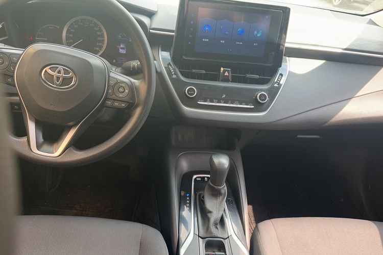 Used Toyota Corolla 2021 Dual-Engine 1.8L E-CVT Pioneer Edition Interior 3