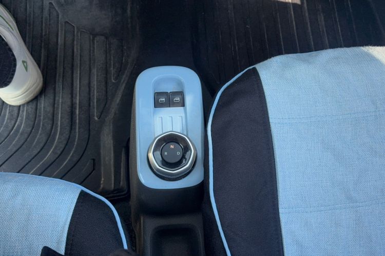 Used Geely Galaxy Panda 2024 Panda Mini 200km Endurance Bear
