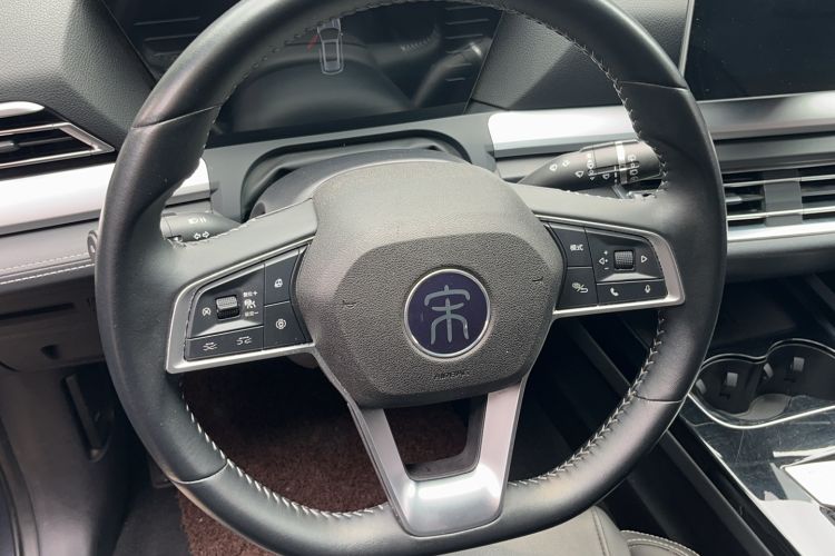 Used BYD Song Pro 2019 1.5T Automatic Luxury Model Interior 5