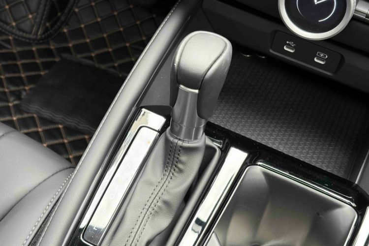 Used Honda Inspire 2024 260TURBO Elite Edition Interior 12