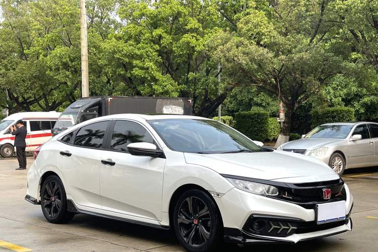 Used Honda Civic 2019 220TURBO CVT Dynamic Edition China VI Emission Standard Exterior 5