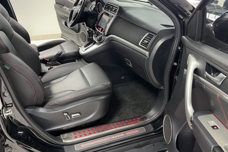 Used Haval H6 2015 Sport Edition 1.5T Automatic Two-Wheel Drive Luxury Model
