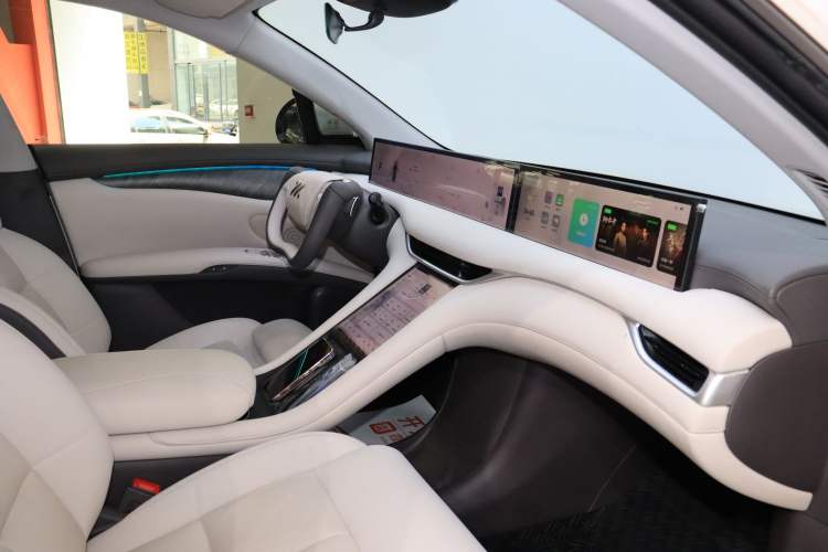 Used IM LS6 2023 Max Standard Edition
