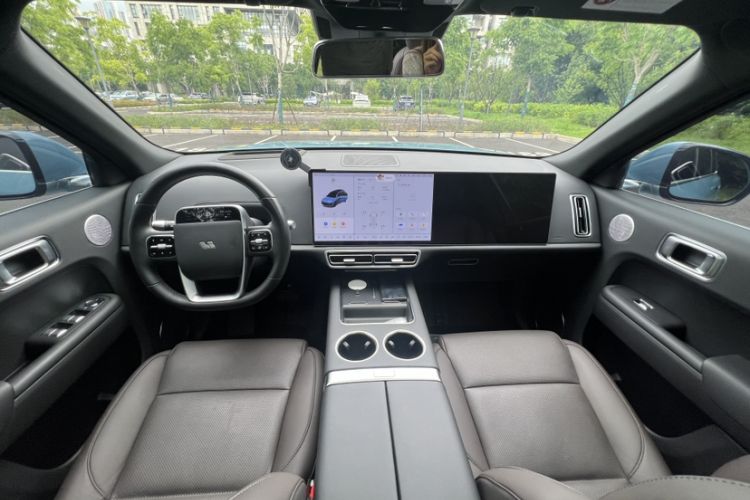 Used Li Auto L9 2023 Pro Model Interior 1