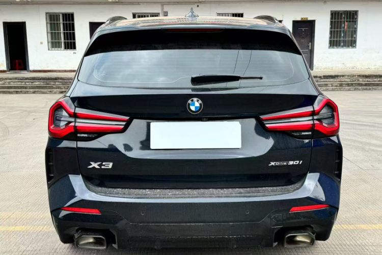 Used BMW X3 2023 xDrive30i Leading Model M Night Edition Package Exterior 4